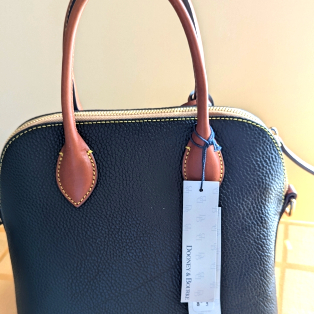 Purse - Picture 2 of 6